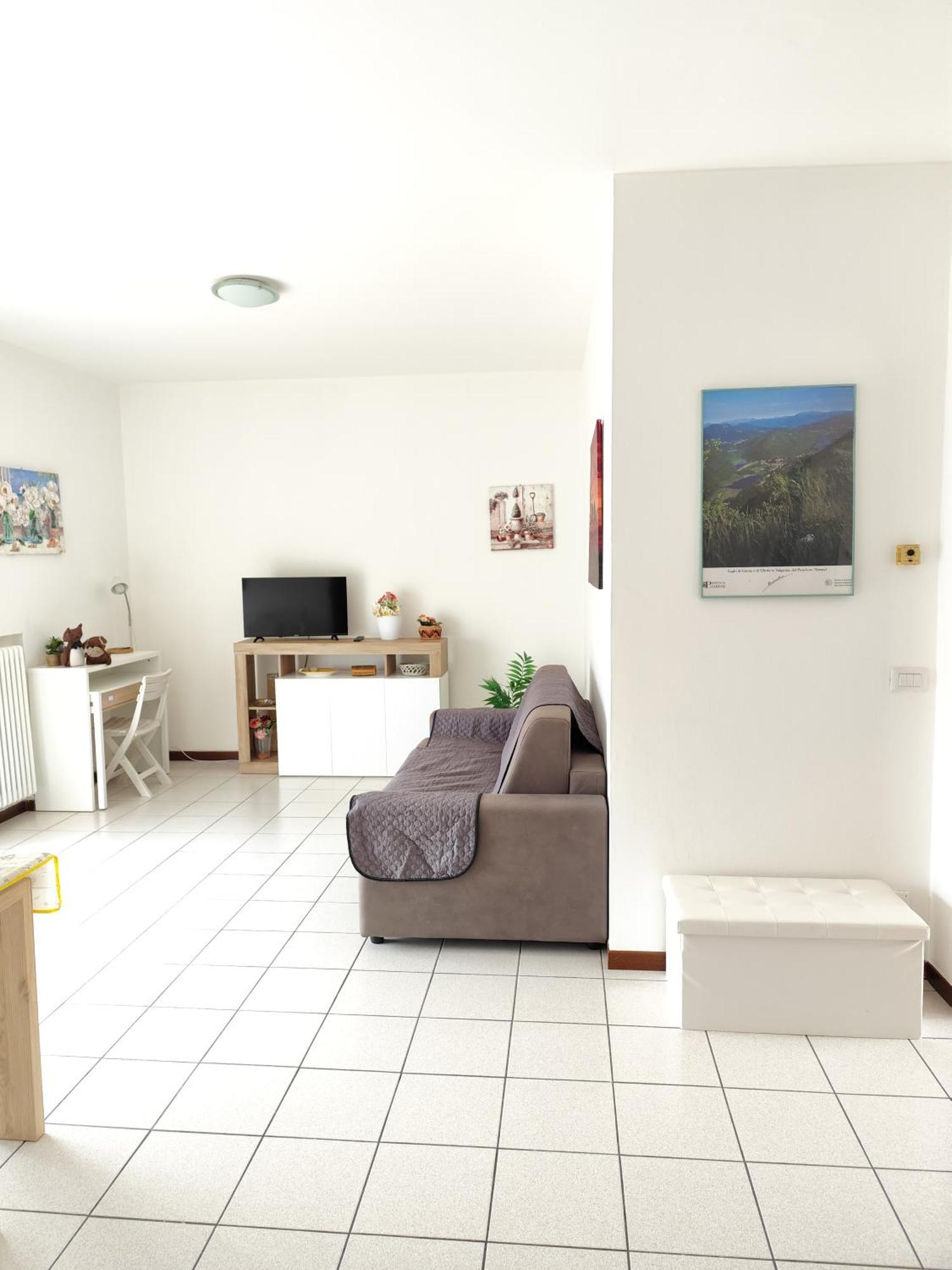 Residenza Tiziana Apartment Luino Exterior photo